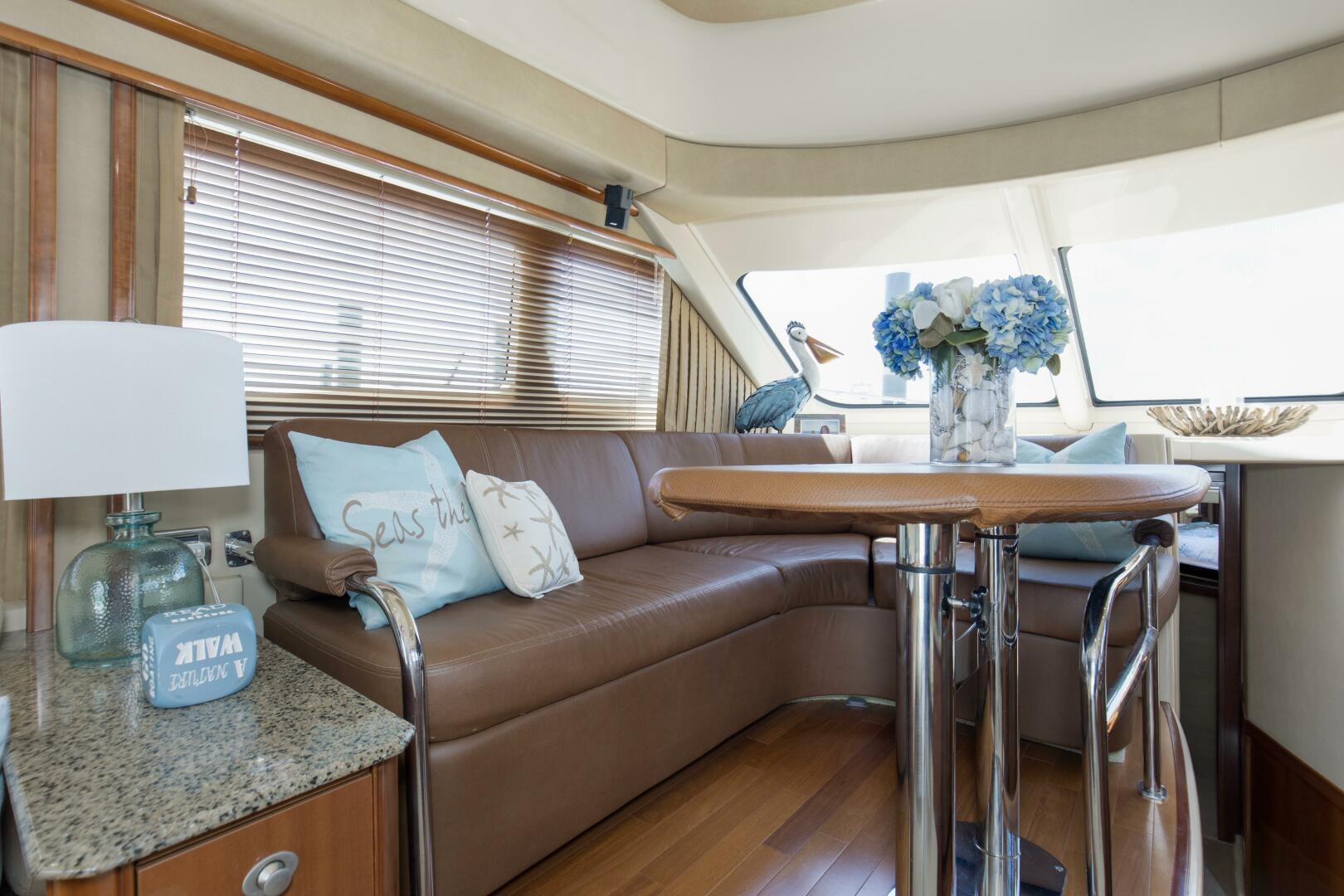2007 Sea Ray 52 Sedan Bridge - Image 13