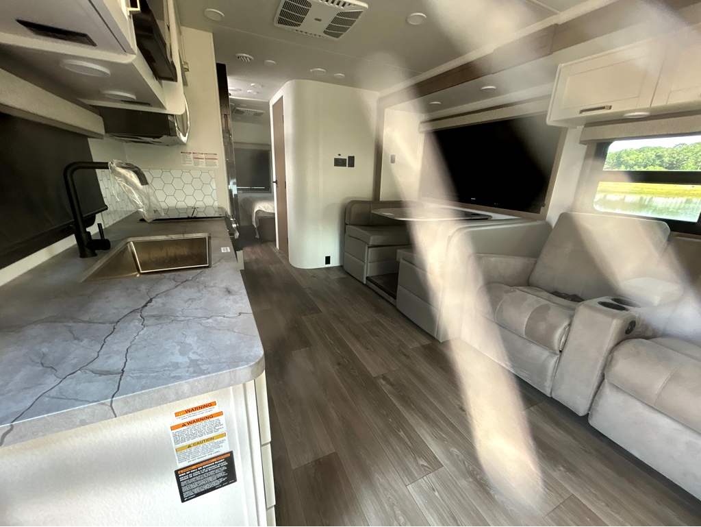 2027 JAYCO GREYHAWK 29MV - Image 14