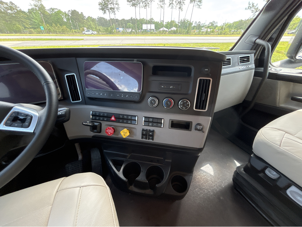 2026 ENTEGRA COACH CENTURION 39N - Image 29