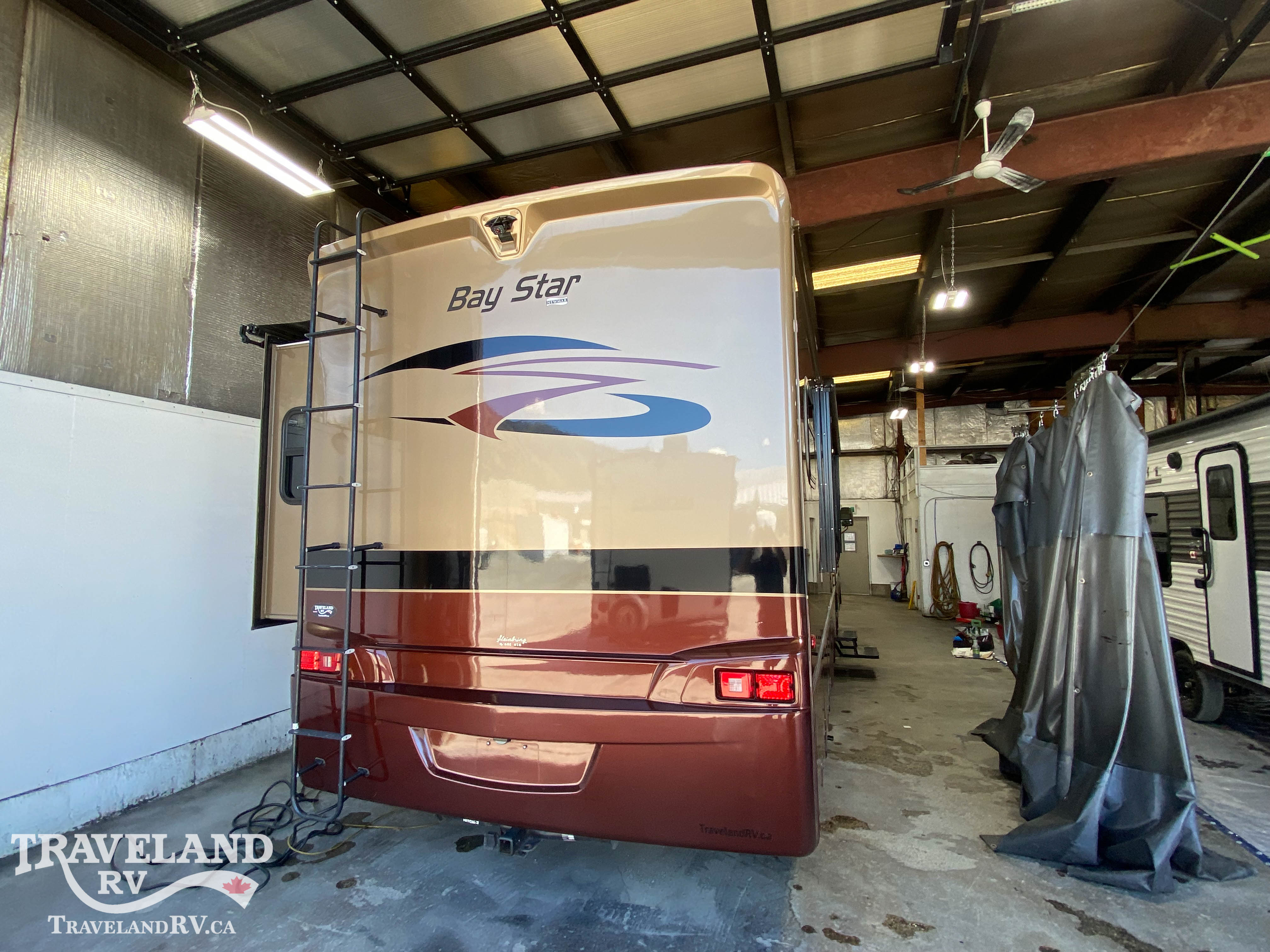 2011 NEWMAR BAYSTAR 3302 - Image 3