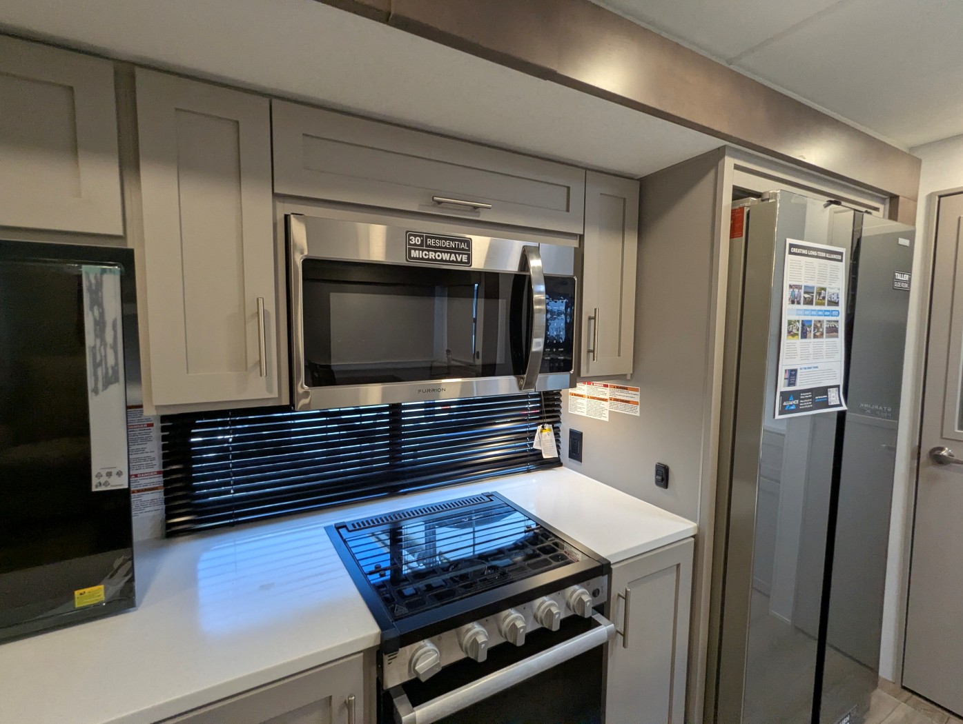 2026 Alliance RV Avenue 298RL - Image 30