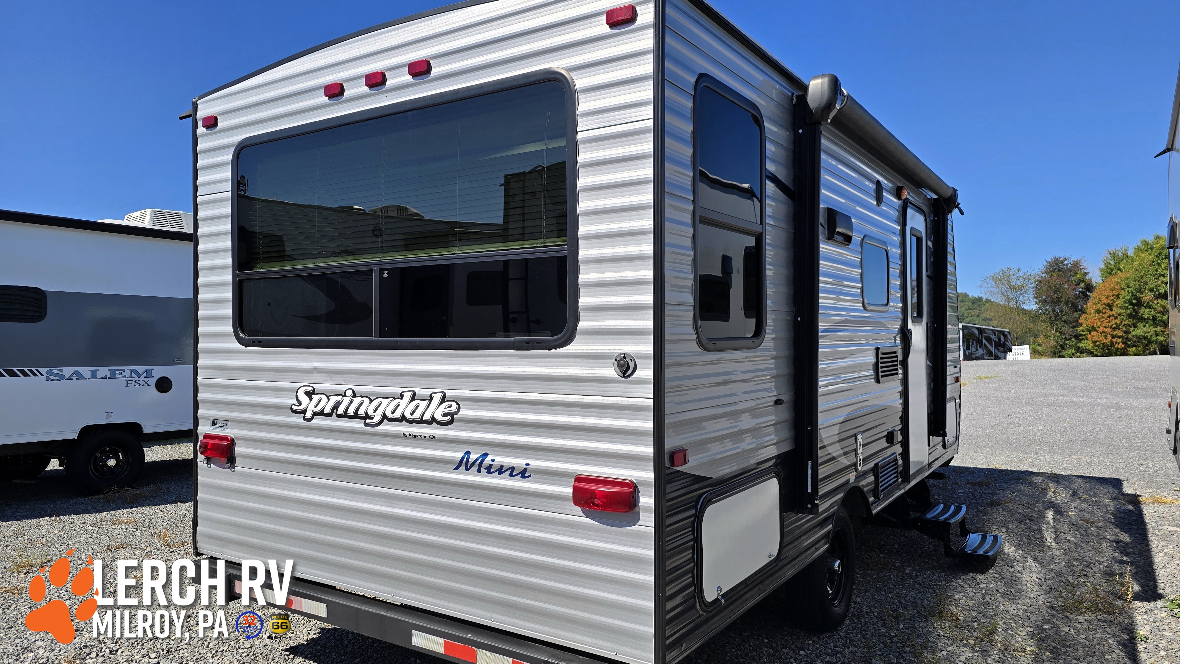 2018 Keystone Springdale Summerland Mini 1750RD - Image 5