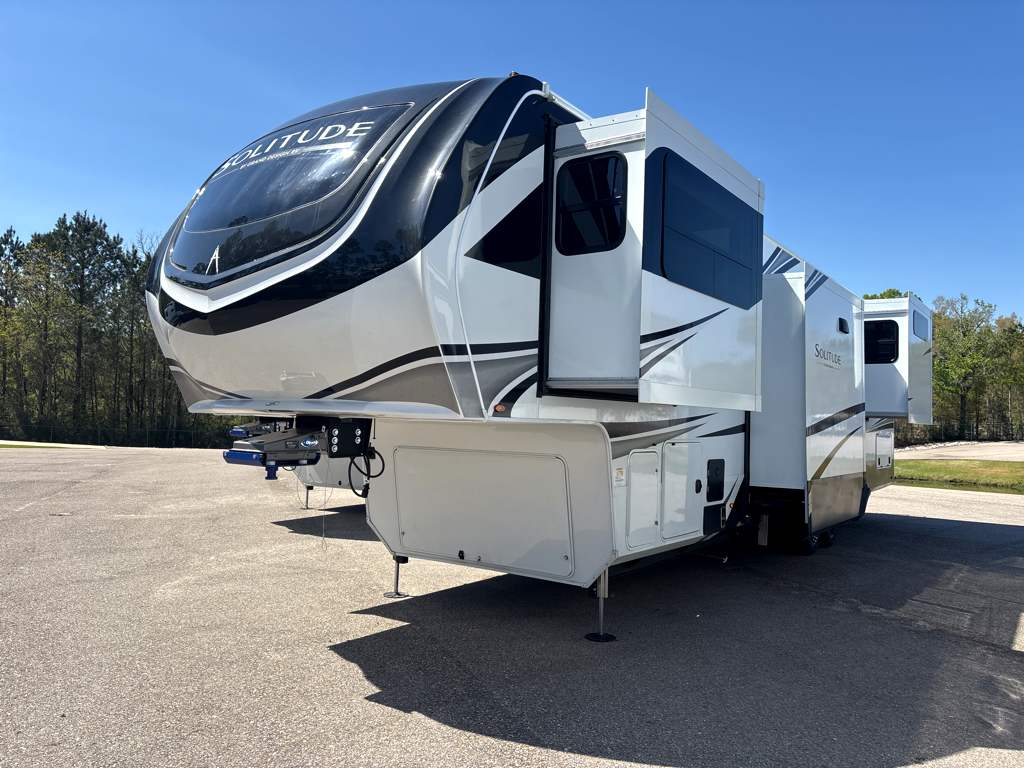 2026 GRAND DESIGN SOLITUDE 380FL - Image 3