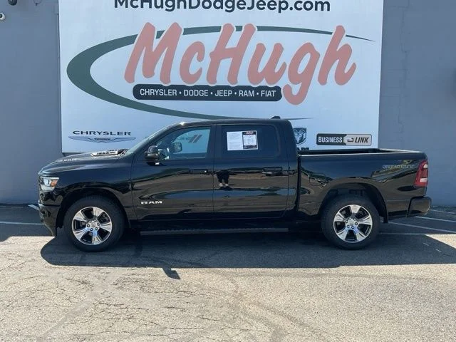 2023 Ram Ram 1500 Pickup Crew Cab Laramie eTorque 4WD - Image 9