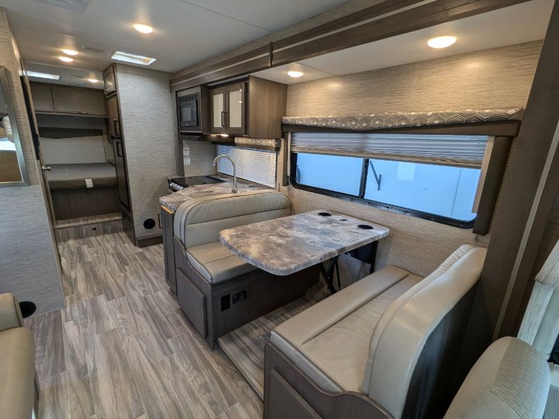 2024 Thor Motor Coach Four Winds 28Z - Image 7
