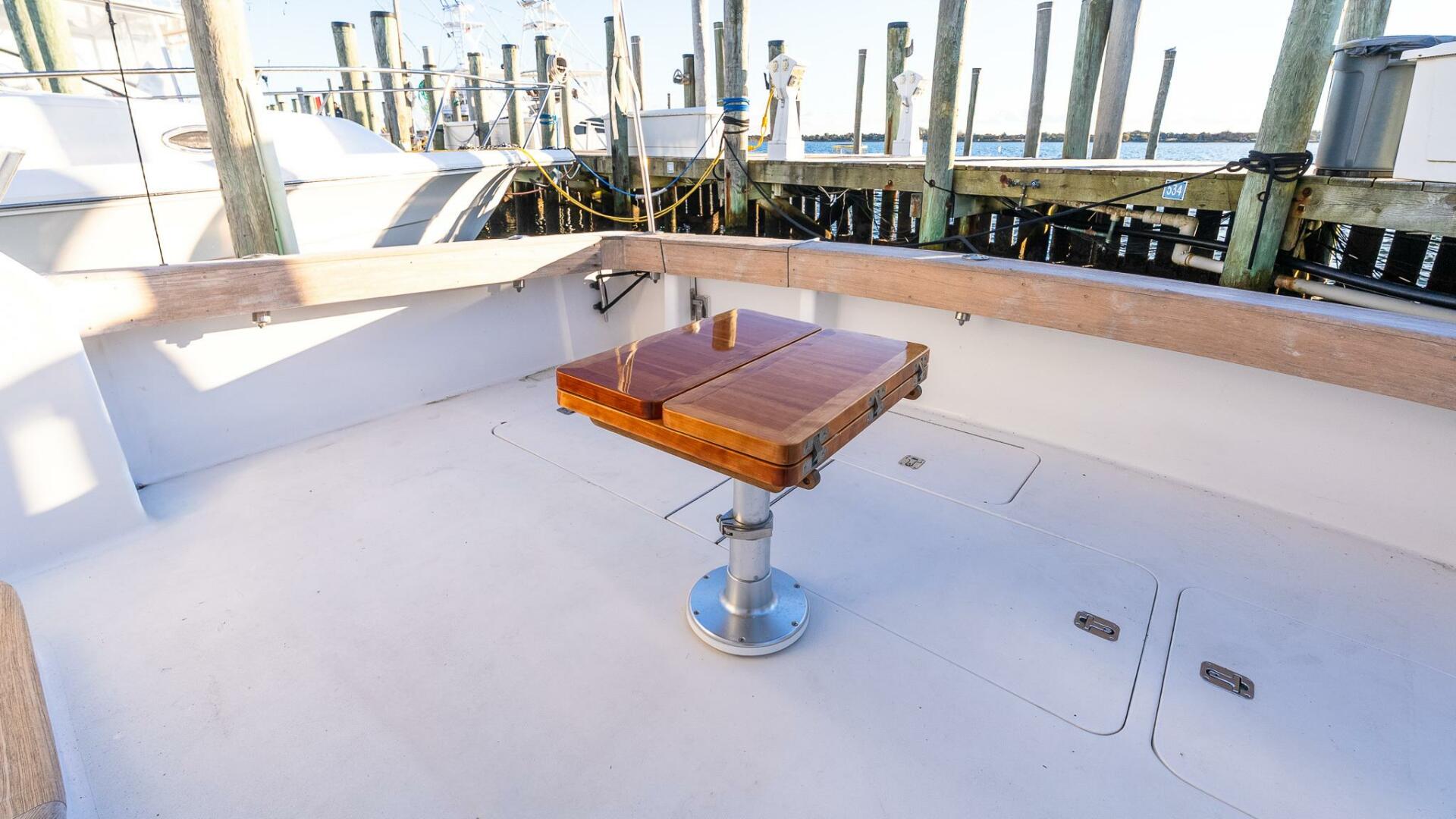 2002 VIKING 52 Convertible Base - Image 21