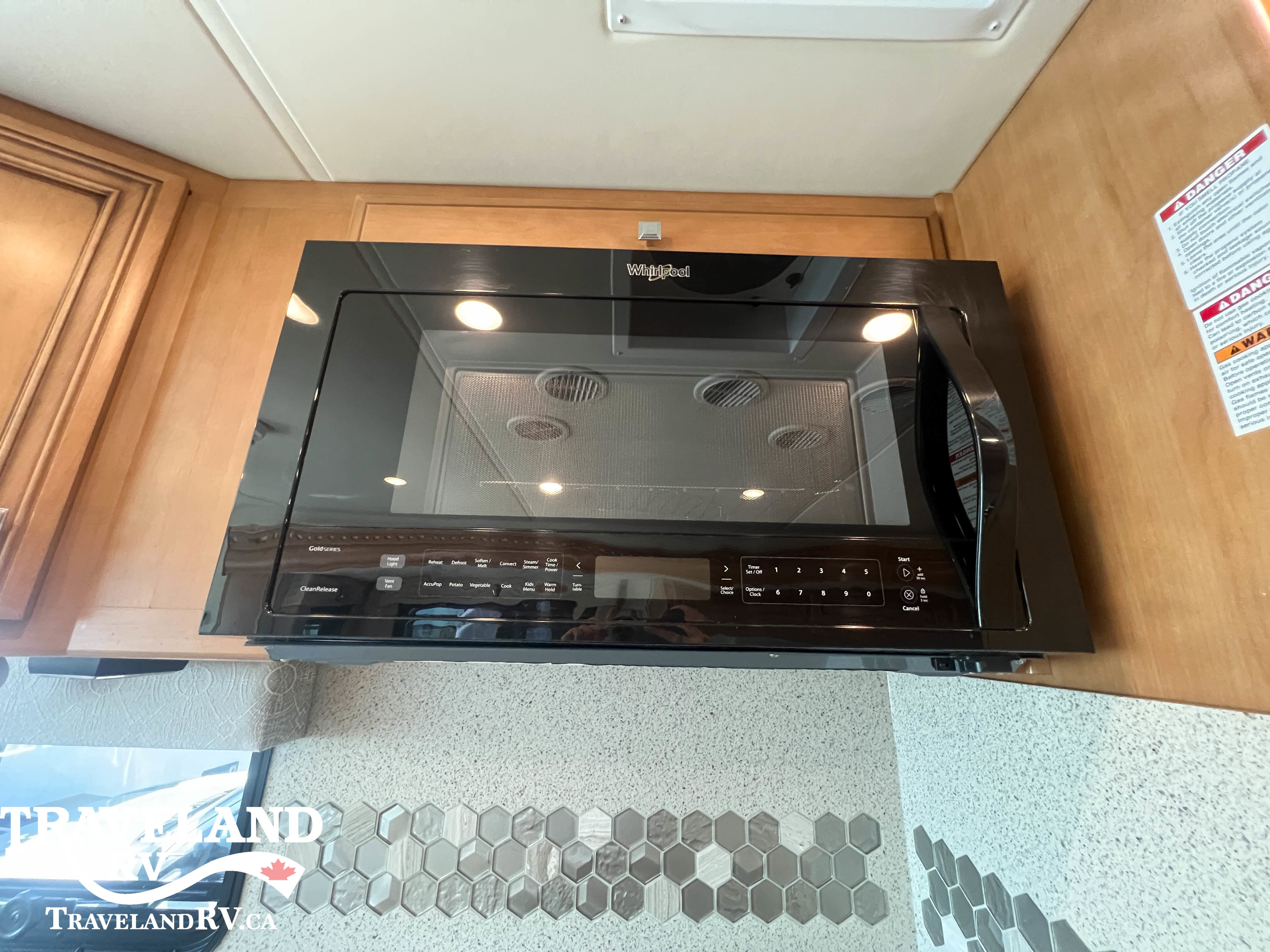 2018 Newmar Bay Star 3401 - Image 16