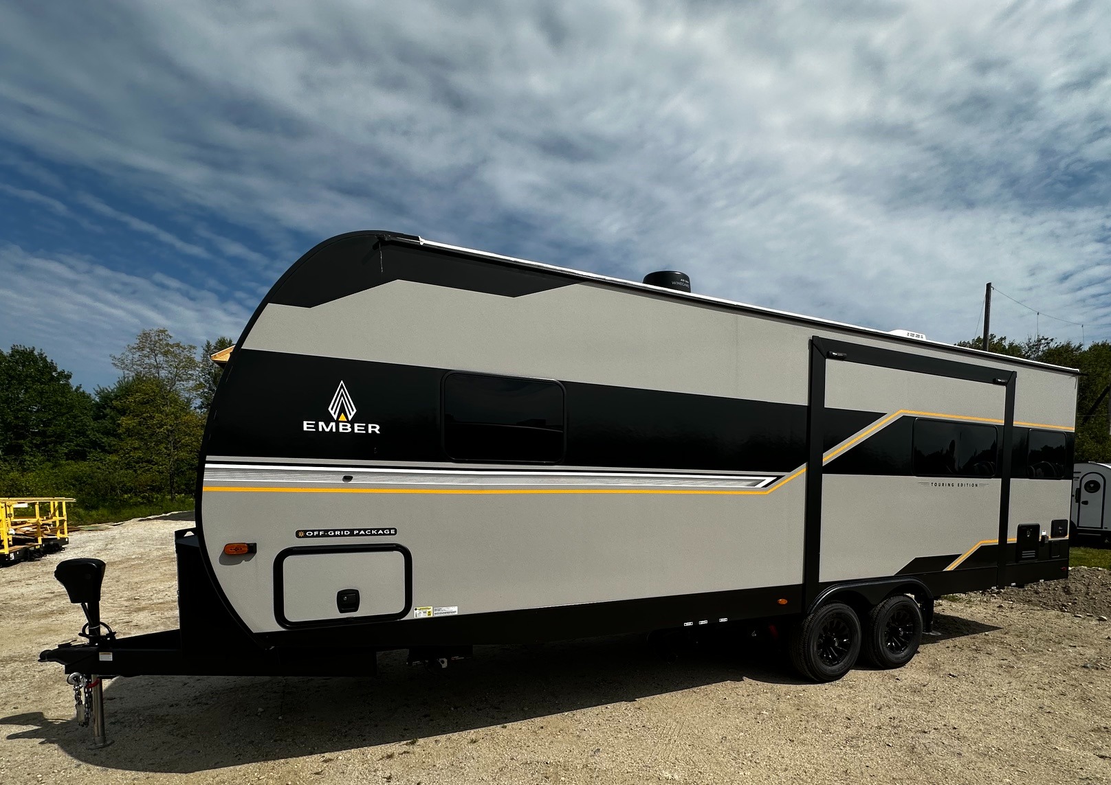 2027 Ember RV Touring Edition 2500RDL - Image 4