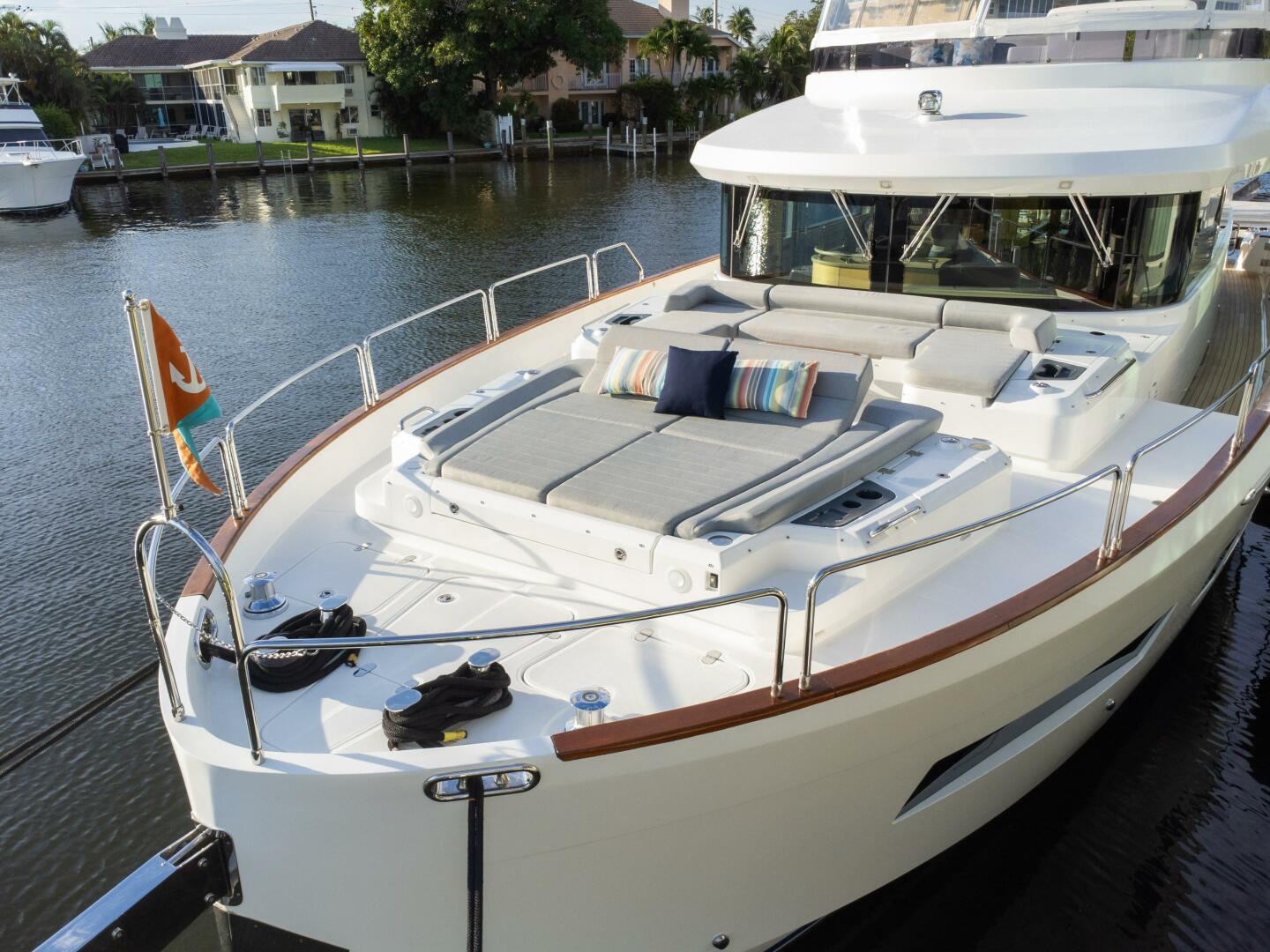 2020 Sirena 64 - Image 4