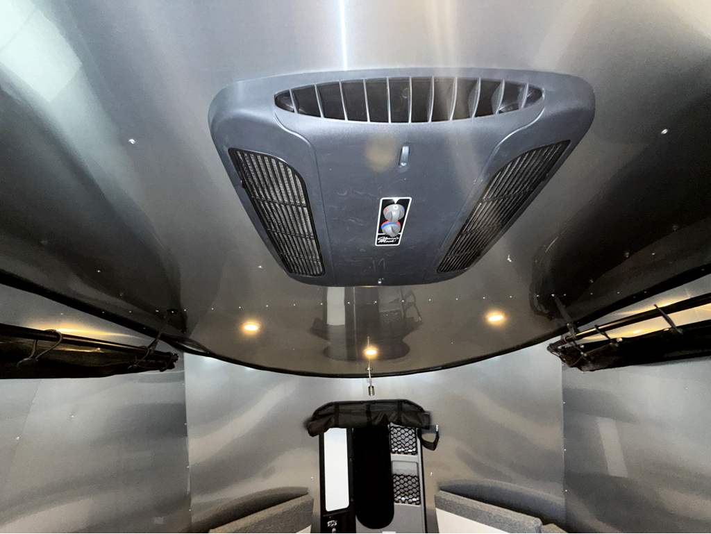 2026 AIRSTREAM Basecamp 20XE - Image 15