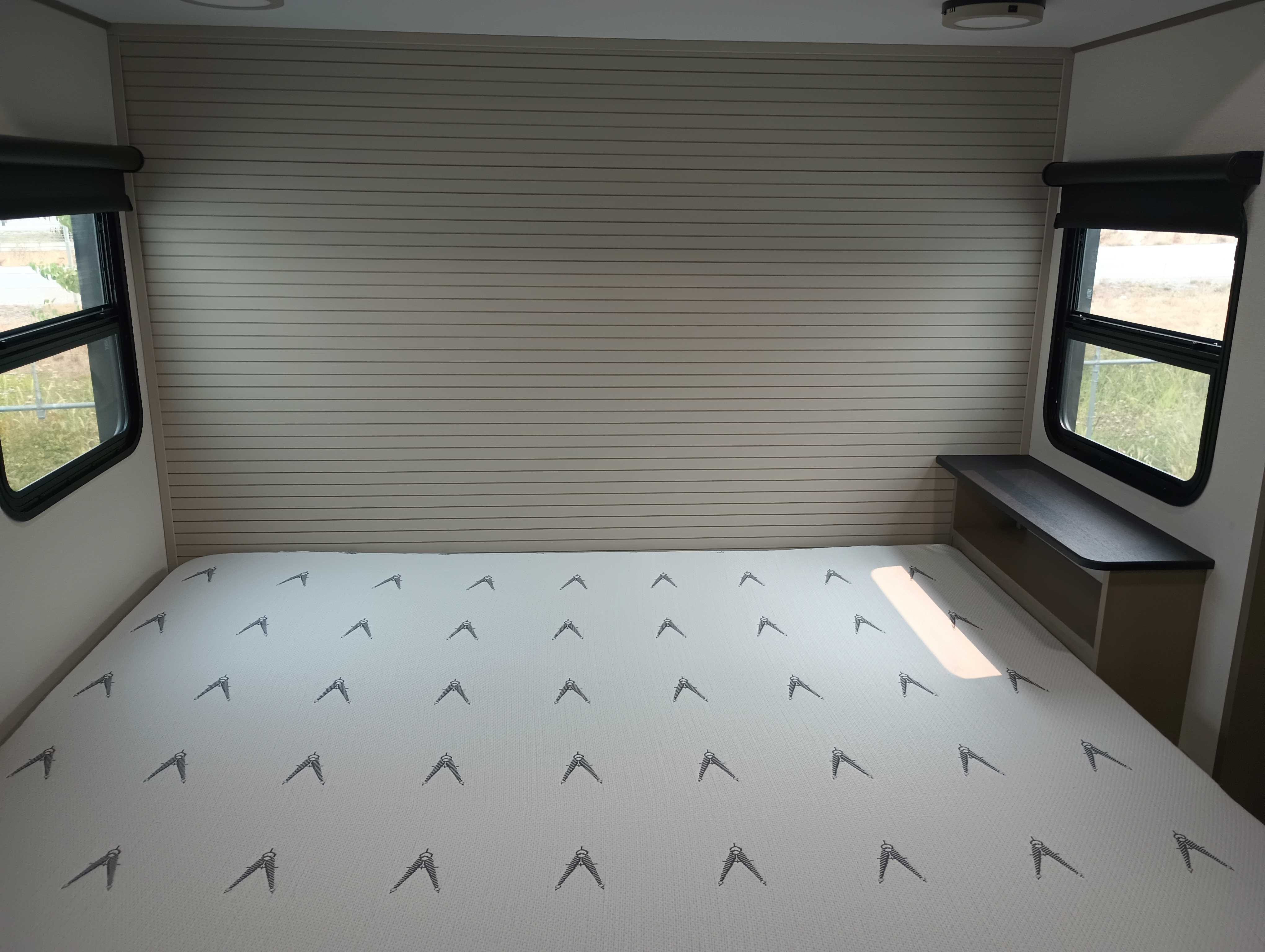 2027 Grand Design Reflection Travel Trailer 345RLTS - Image 17