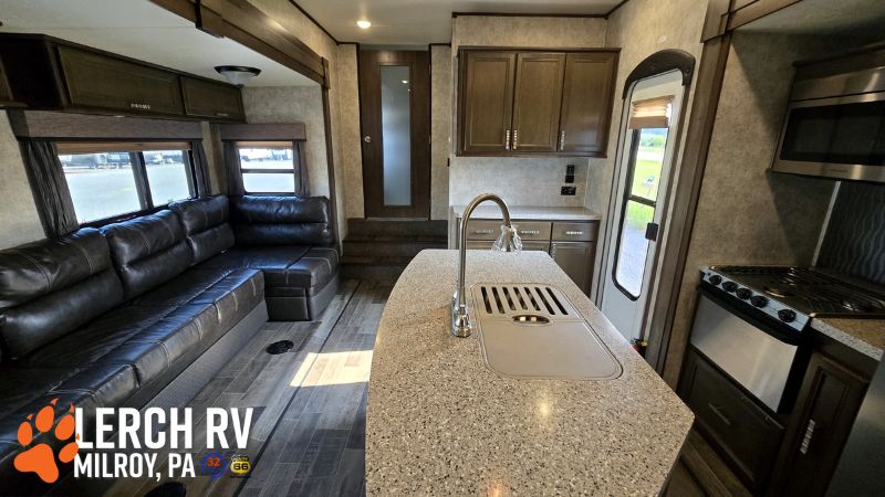2018 Highland Ridge Open Range Roamer RF376FBH - Image 37