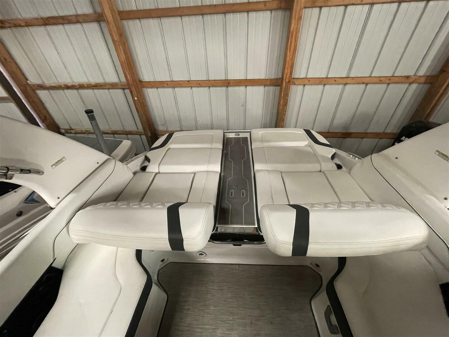 2019 Regal 2300 Base - Image 12