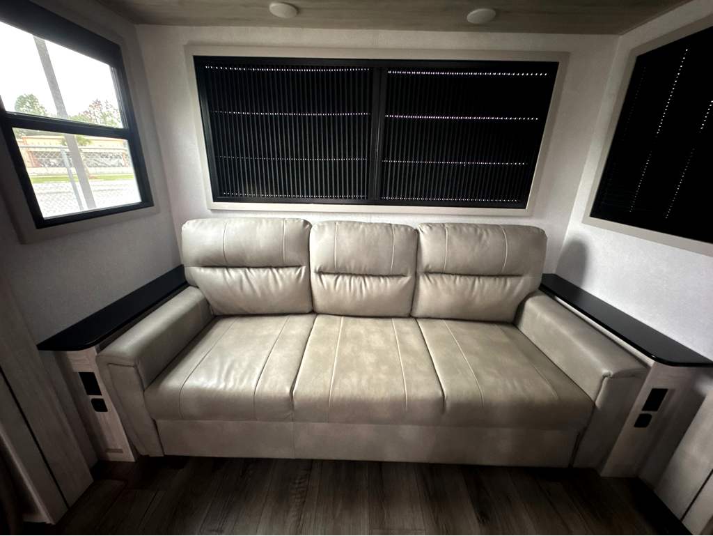 2024 EAST TO WEST TANDARA 320RL - Image 22