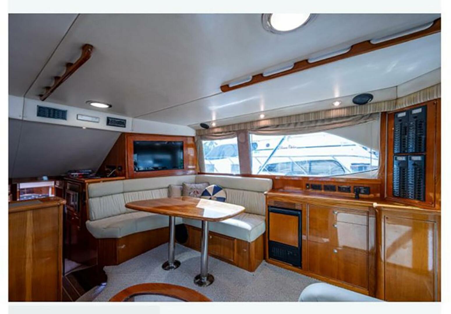 2004 Riviera 42 Convertible - Image 10