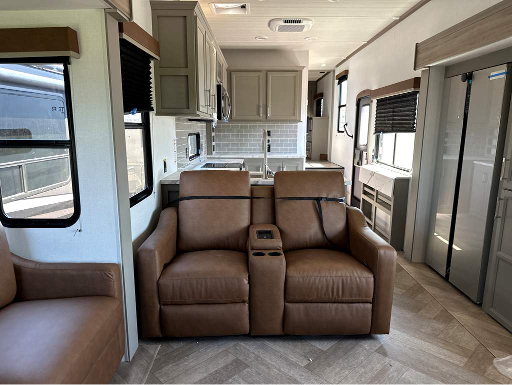 2026 Keystone SPRINTER 3520RDS - Image 6