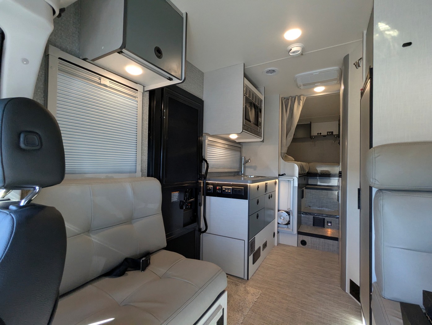 2026 Winnebago EKKO Sprinter 23B AWD - ATH Edition - Image 23