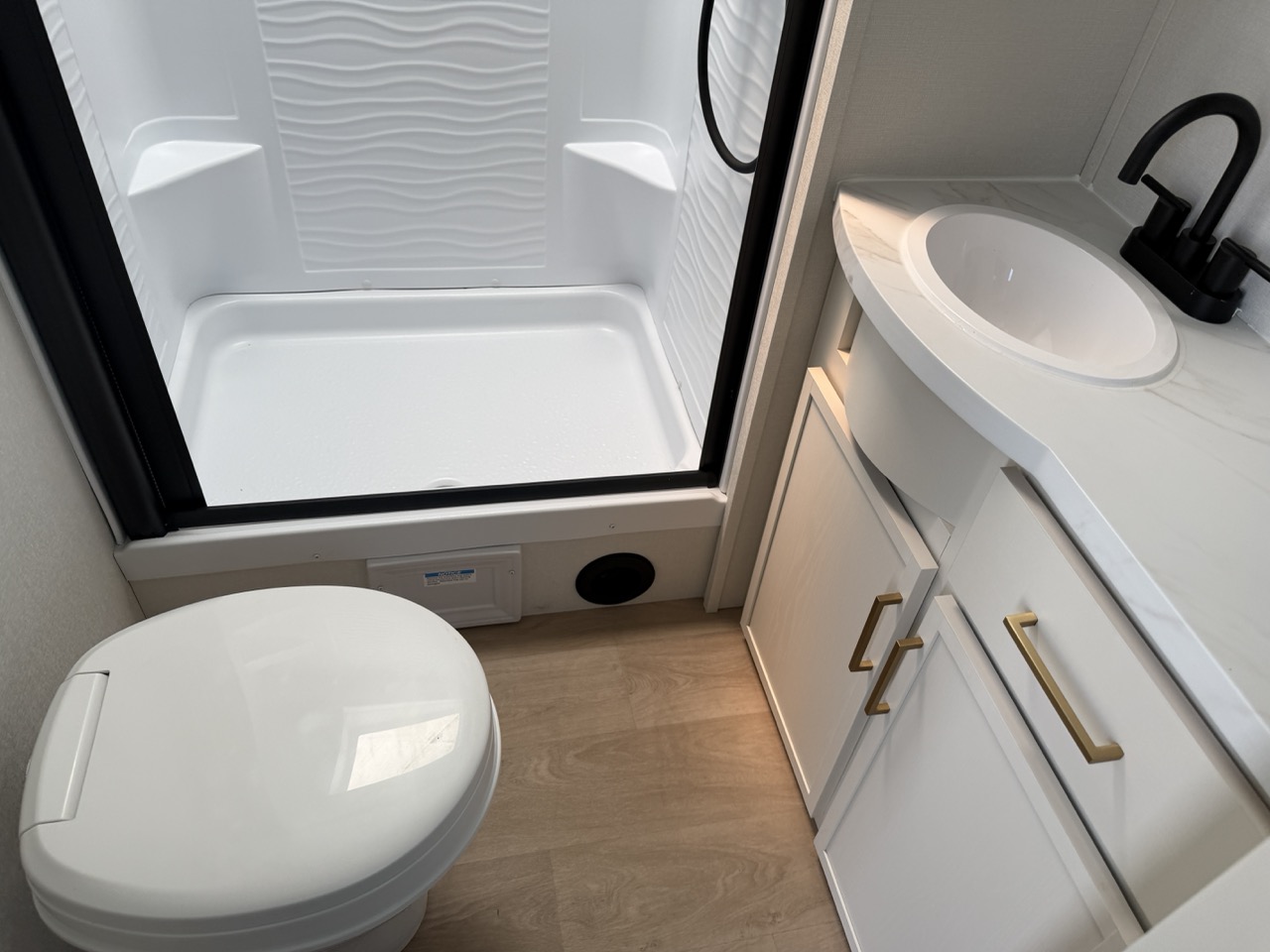 2026 Grand Design Transcend 285RKT - Image 17