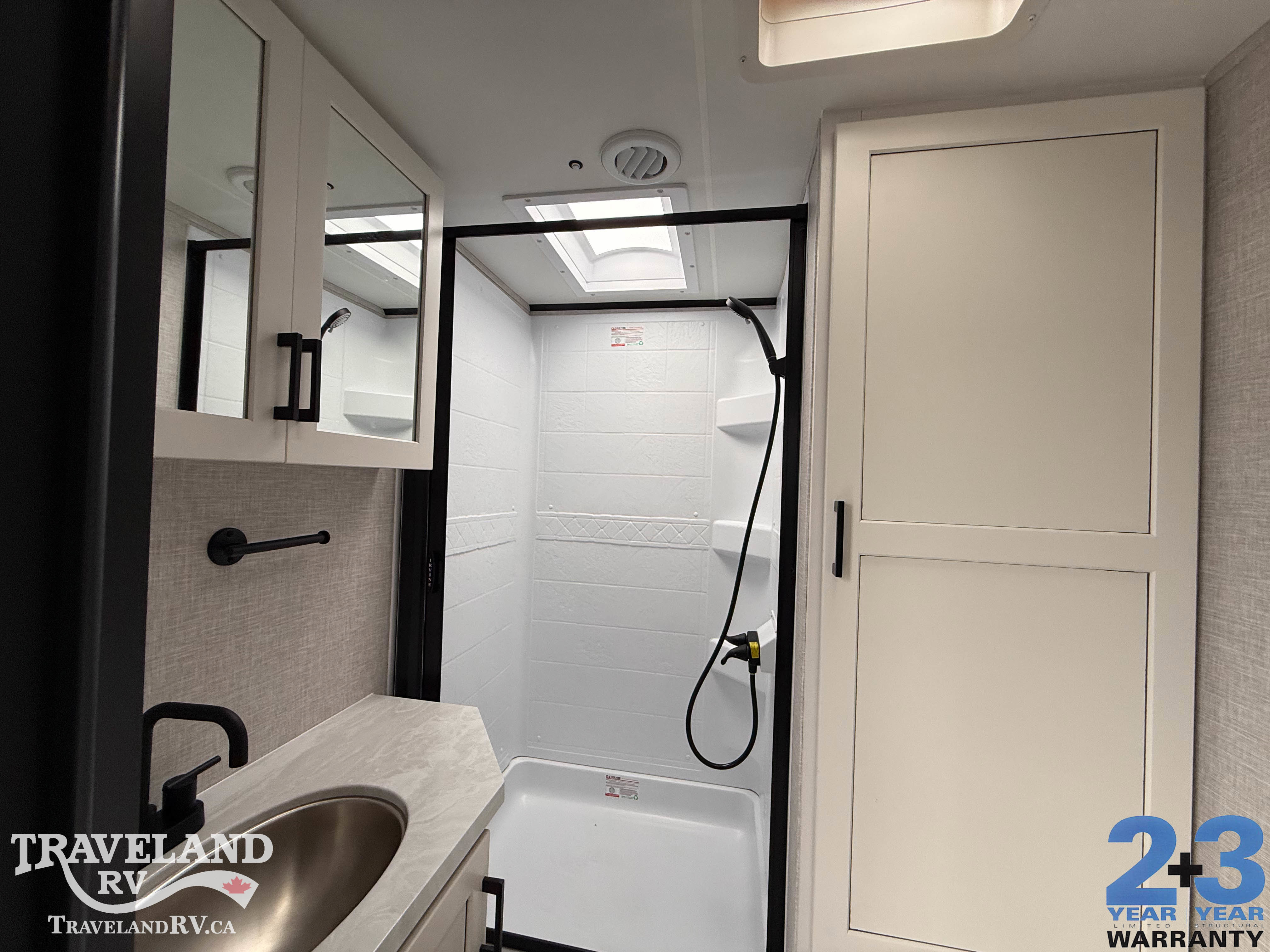 2025 Jayco Jay Feather 27RK - Image 15