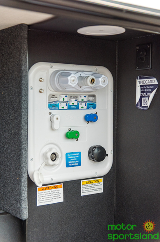 2026 KZ RV Durango Half-Ton D283RLT - Image 17