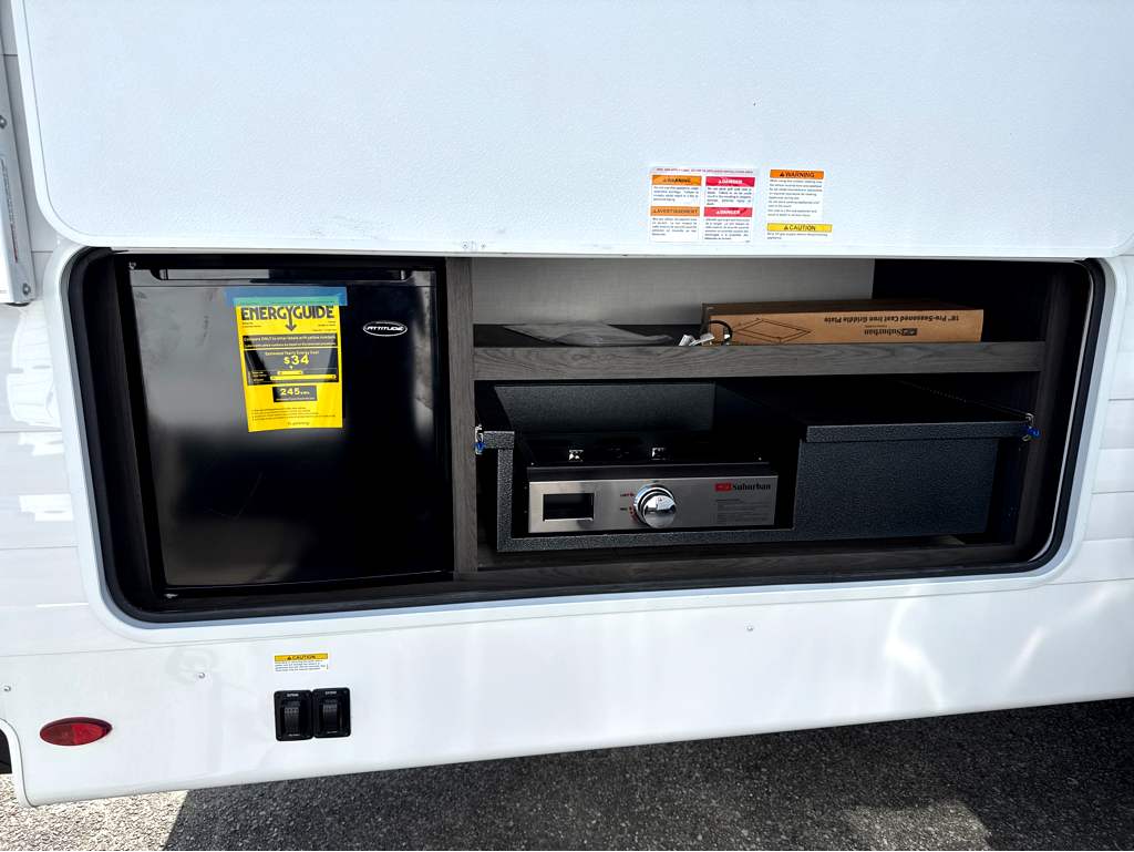 2027 VENTURE RV SIENNA 271VBH - Image 5