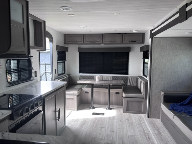 2025 Keystone Hideout Sport 254RD - Image 14