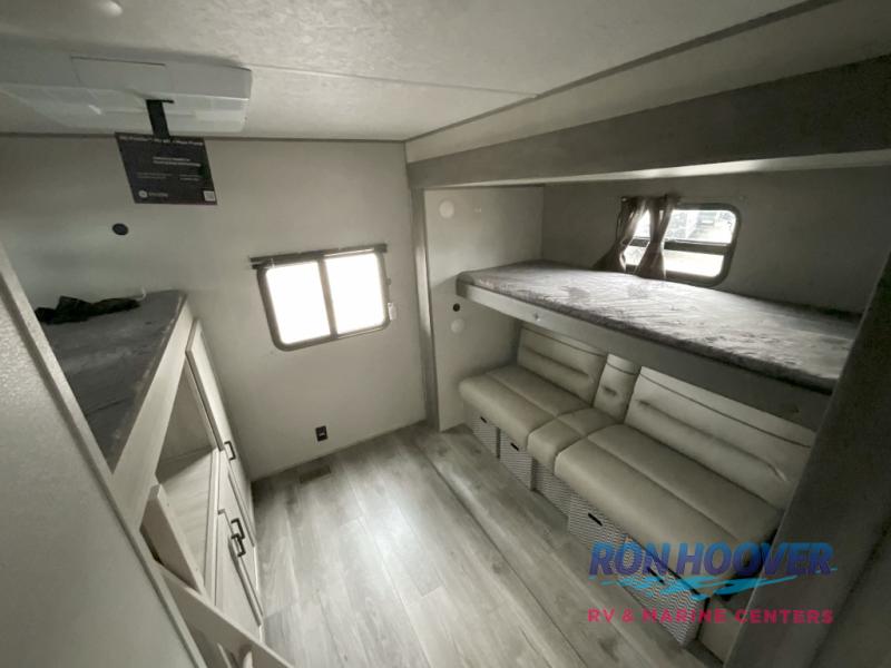 2026 COACHMEN CATALINA 343BHTSLE RHB - Image 7