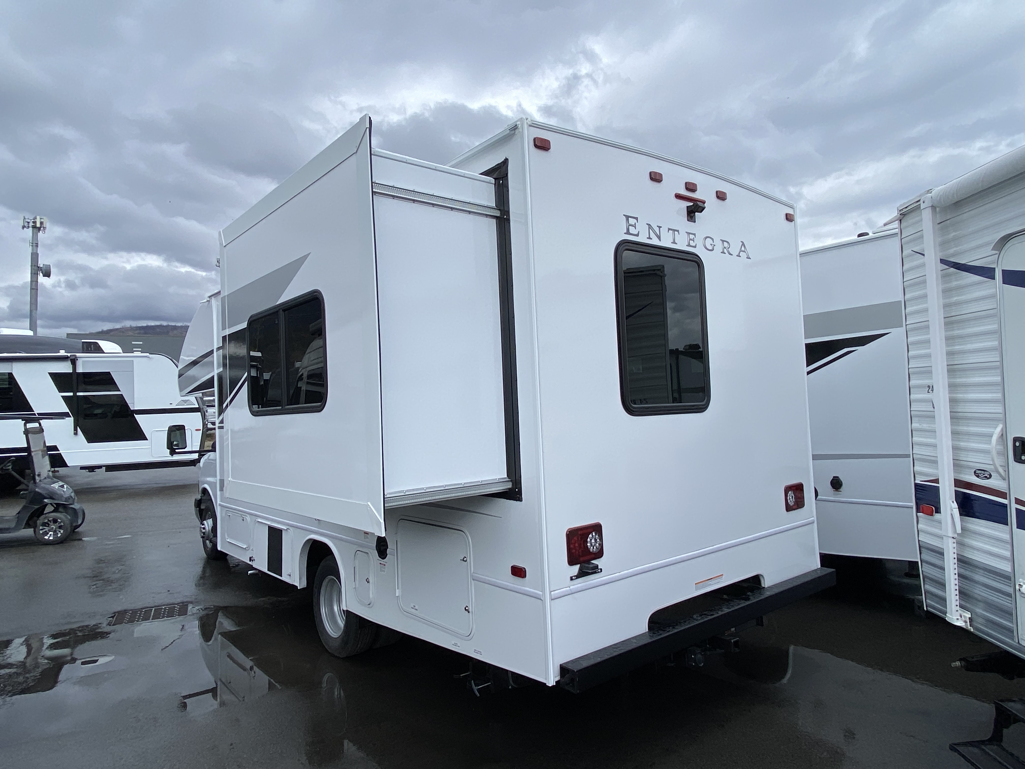 2027 Entegra Coach Odyssey SE 22C - Image 7