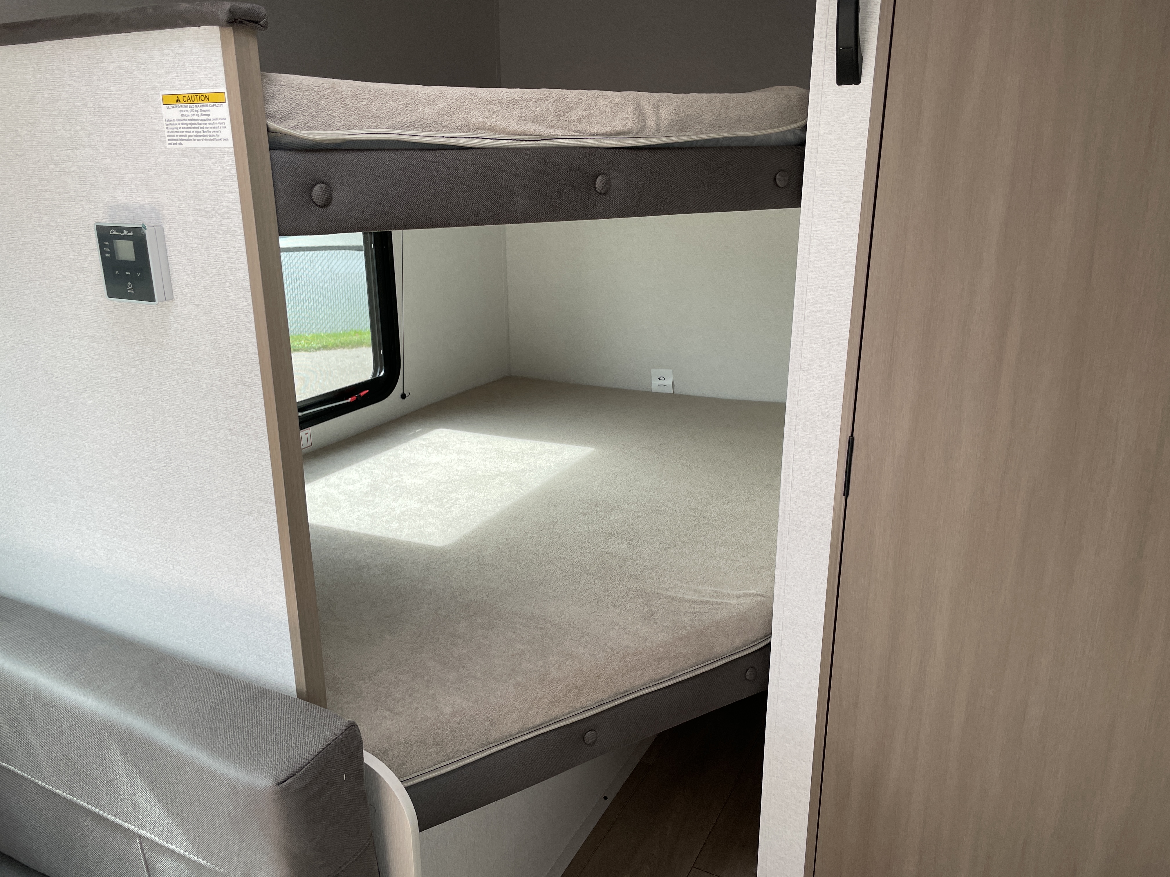 2027 Jayco Jay Flight SLX 172DB - Image 13