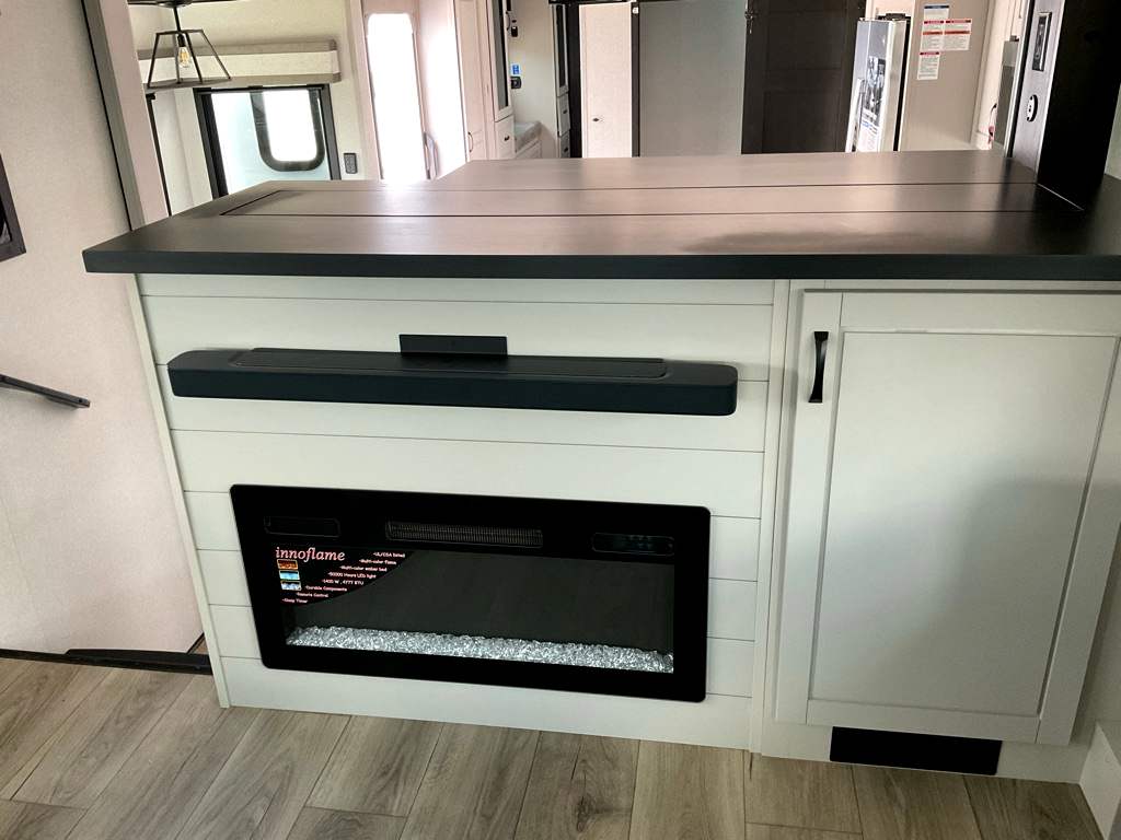 2026 JAYCO NORTH POINT 382 FLRB - Image 13