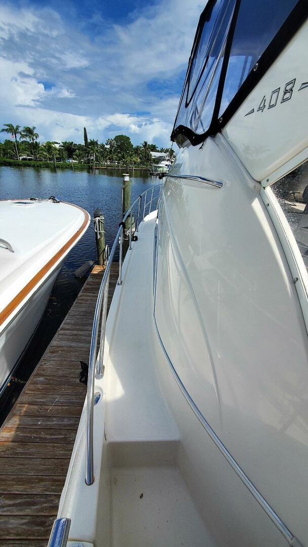 2004 Meridian 408 - Image 61