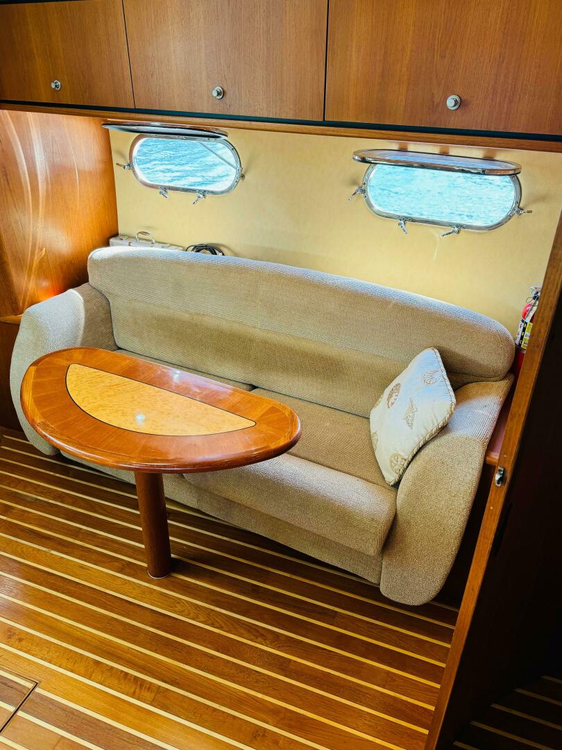 2007 Tiara Yachts 3900 Sovran - Image 27