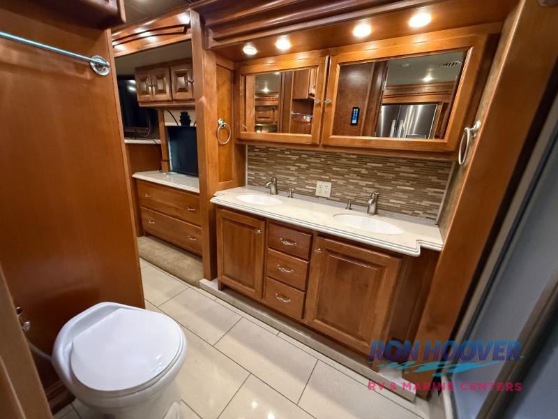2015 TIFFIN PHAETON M40AH - Image 15