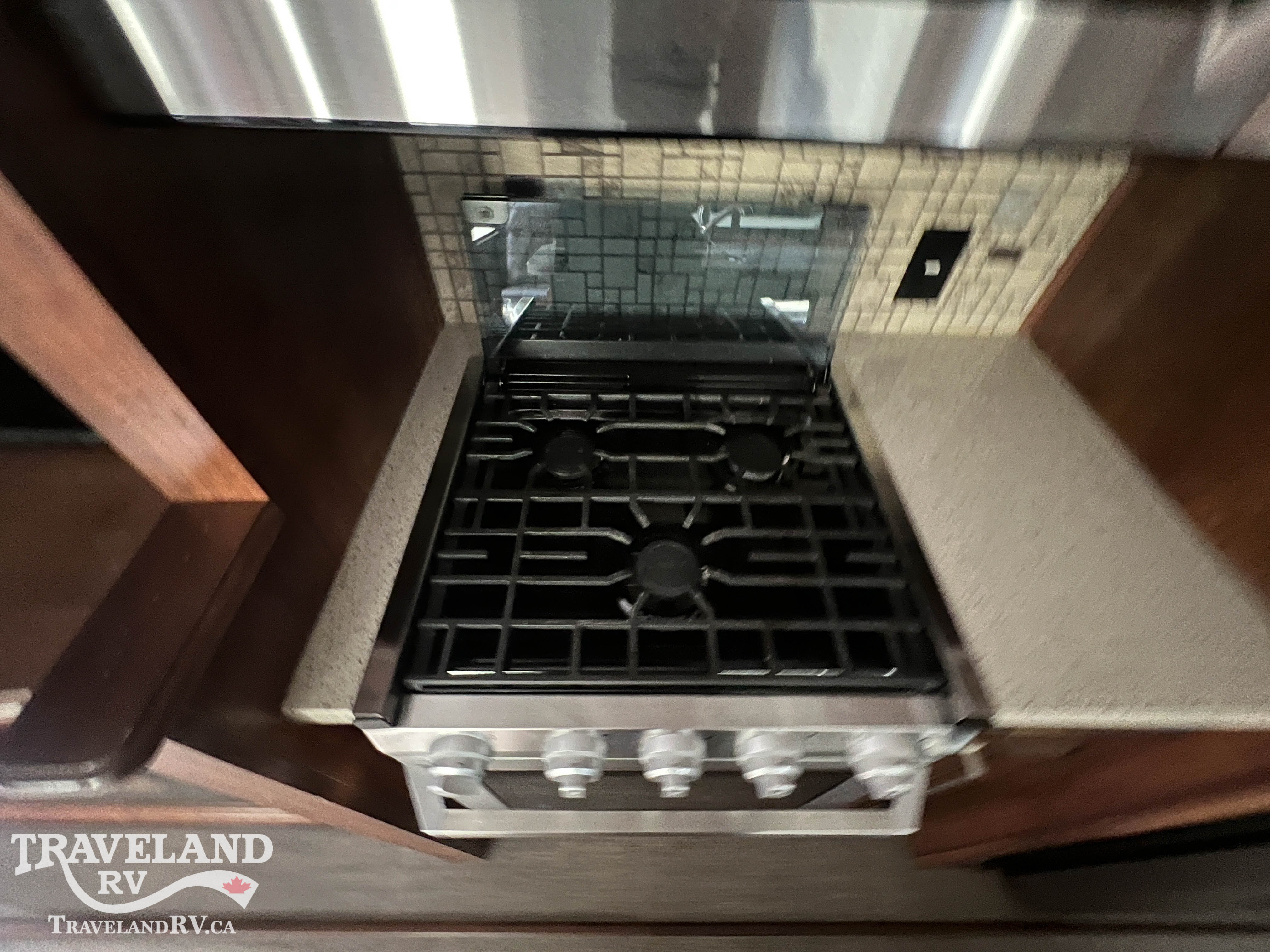 2019 Keystone Avalanche 385BG - Image 20