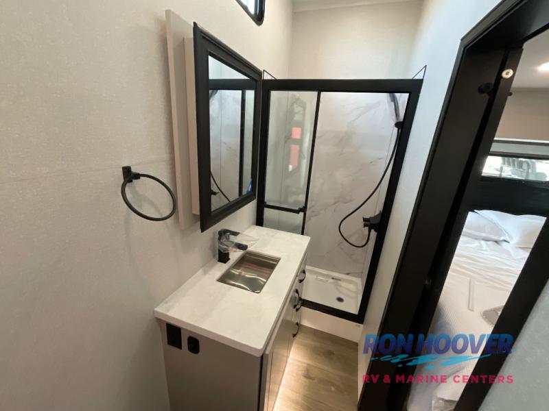 2026 JAYCO NORTHPOINT 395DSDB - Image 38