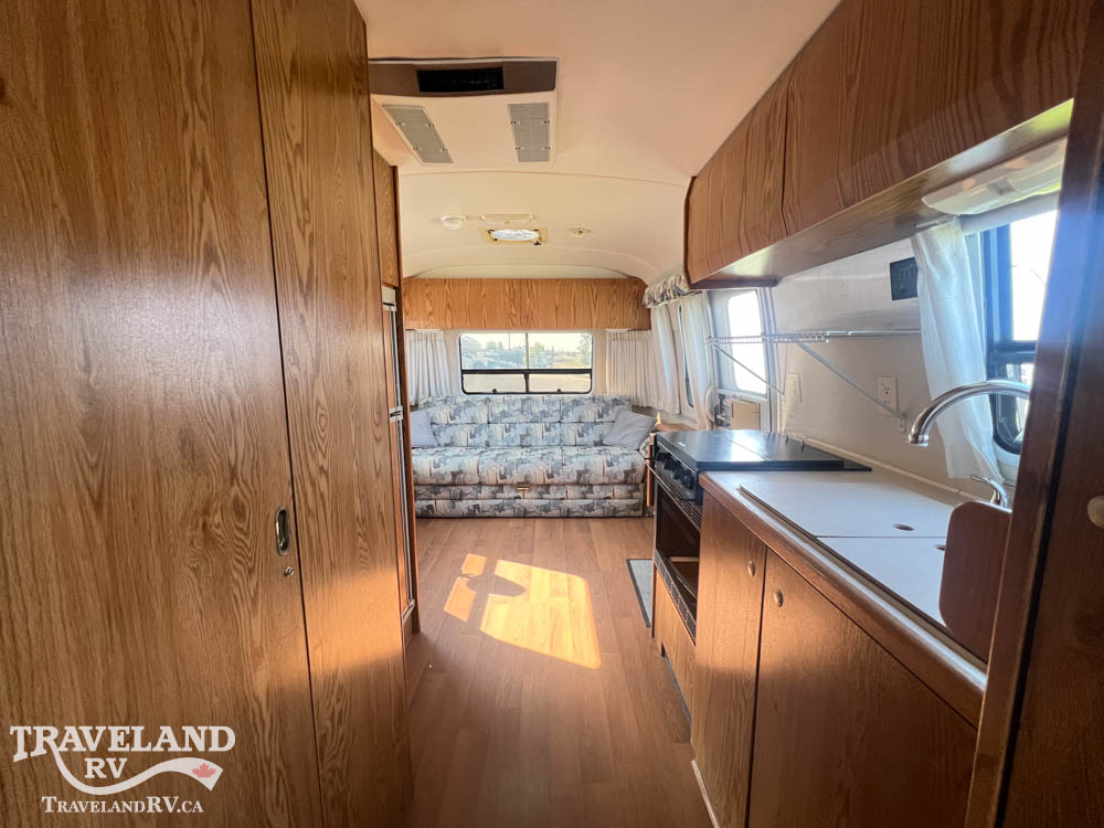 2001 AIRSTREAM SAFARI 25RBT - Image 3