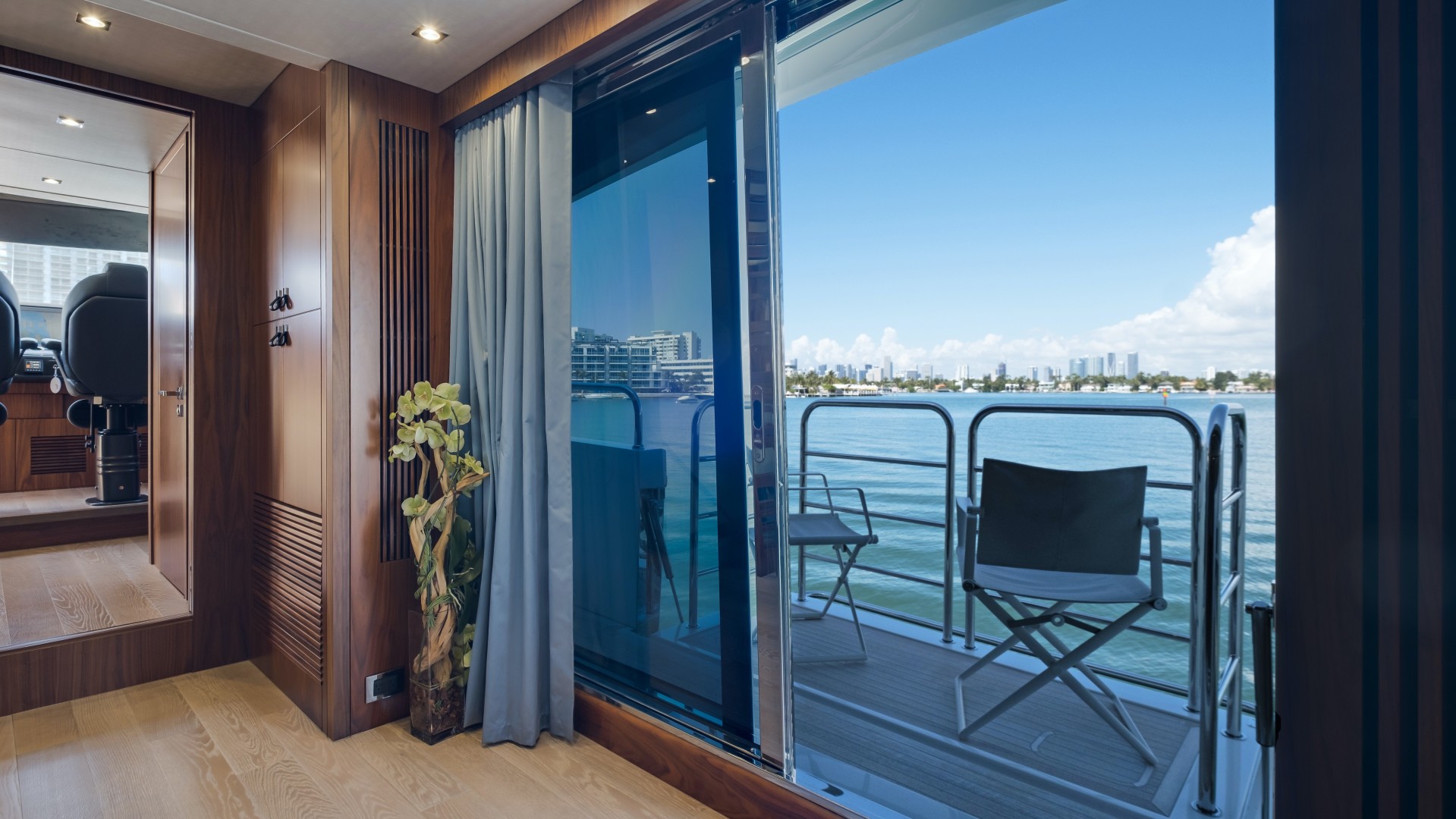 2018 Sunseeker 86 Yacht - Image 24