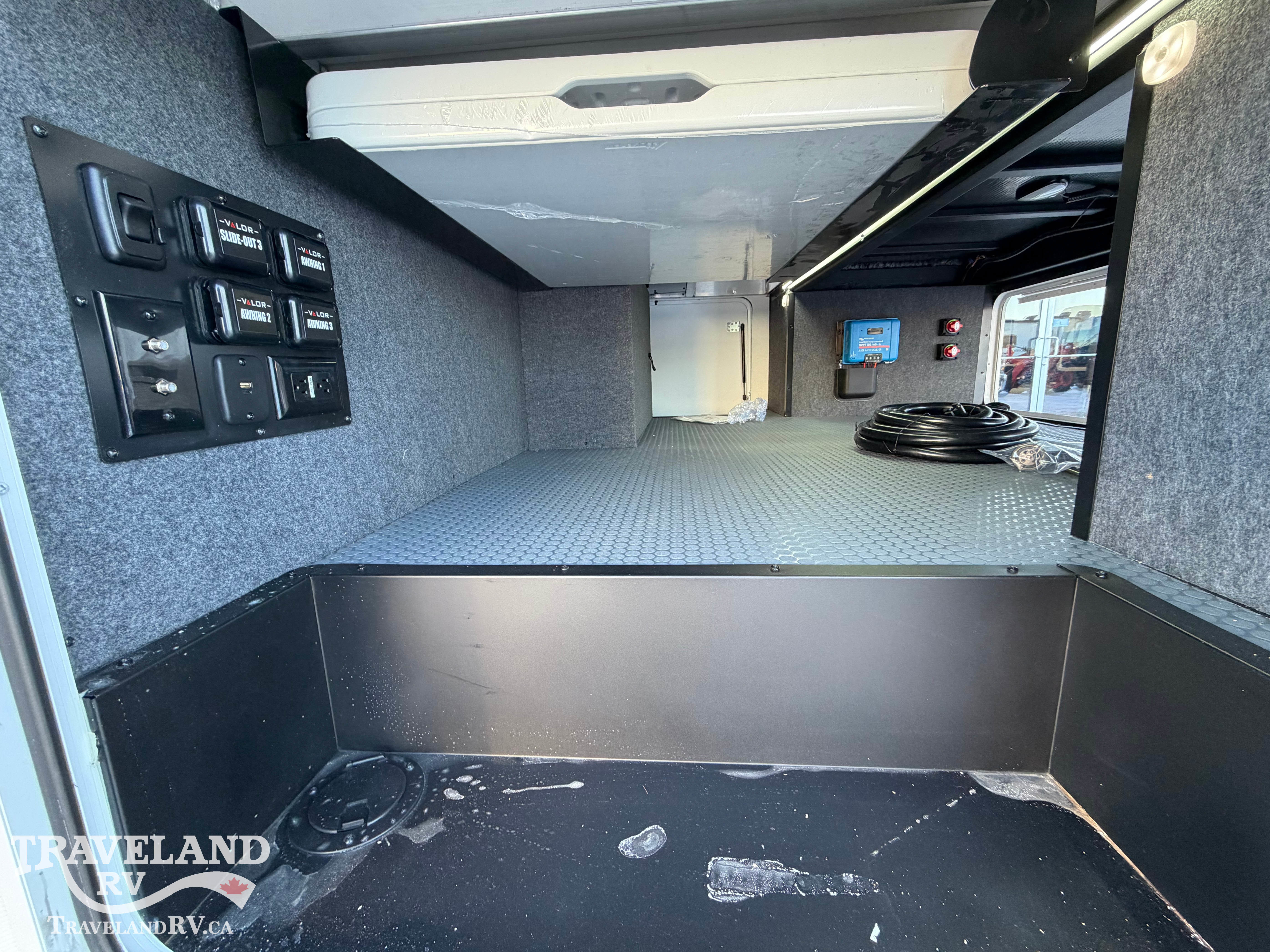 2026 Alliance RV VALOR 37V11 - Image 5