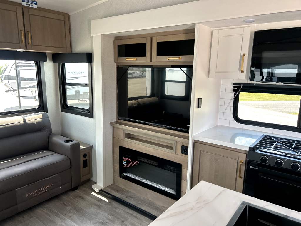2026 JAYCO EAGLE 321RSTS - Image 11