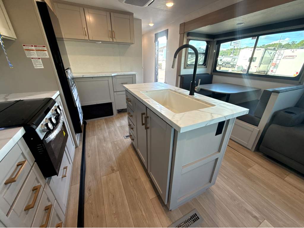 2027 JAYCO JAY FLIGHT 290RLS - Image 19