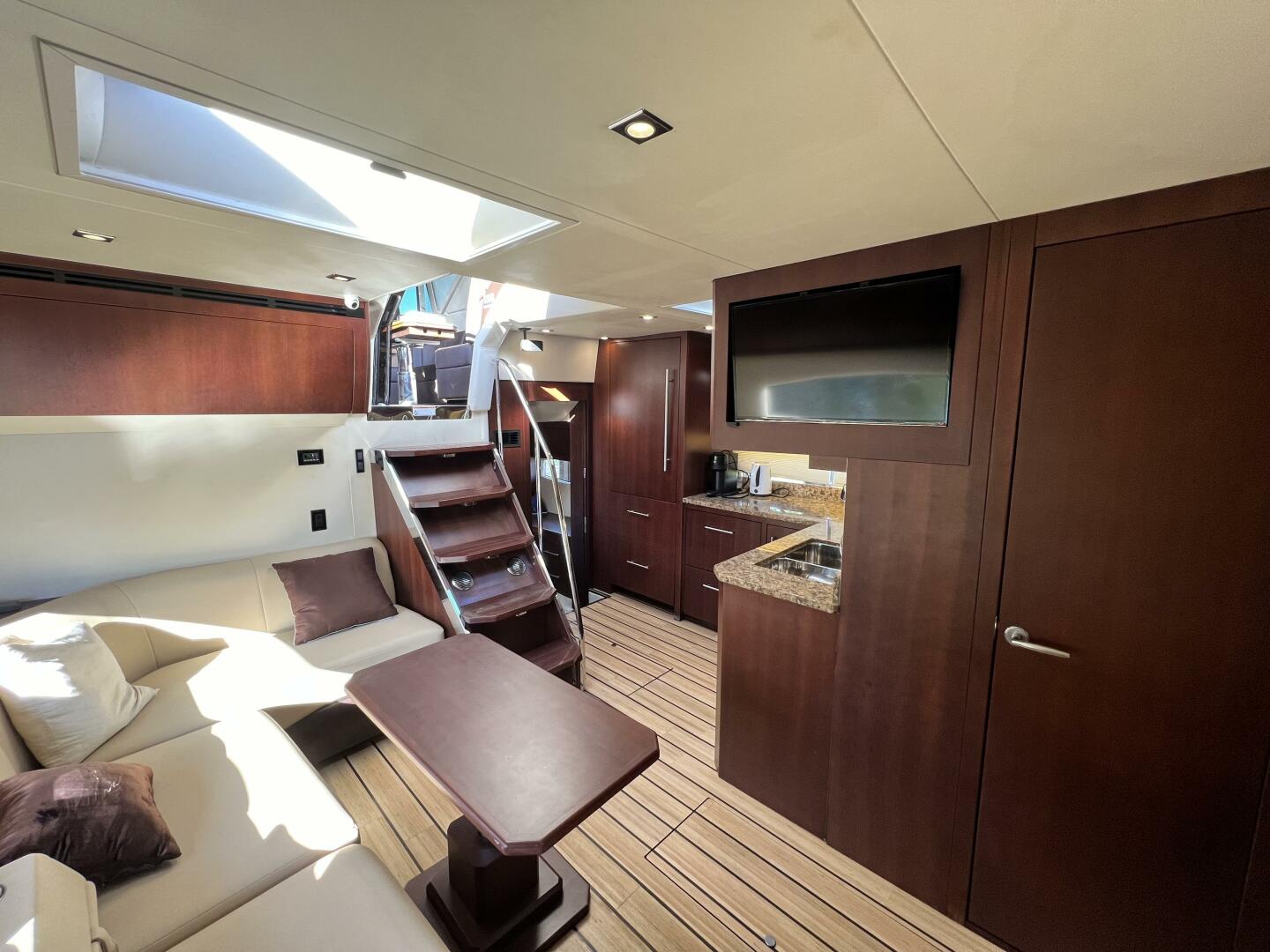 2015 Regal 53 Sport Coupe - Image 31
