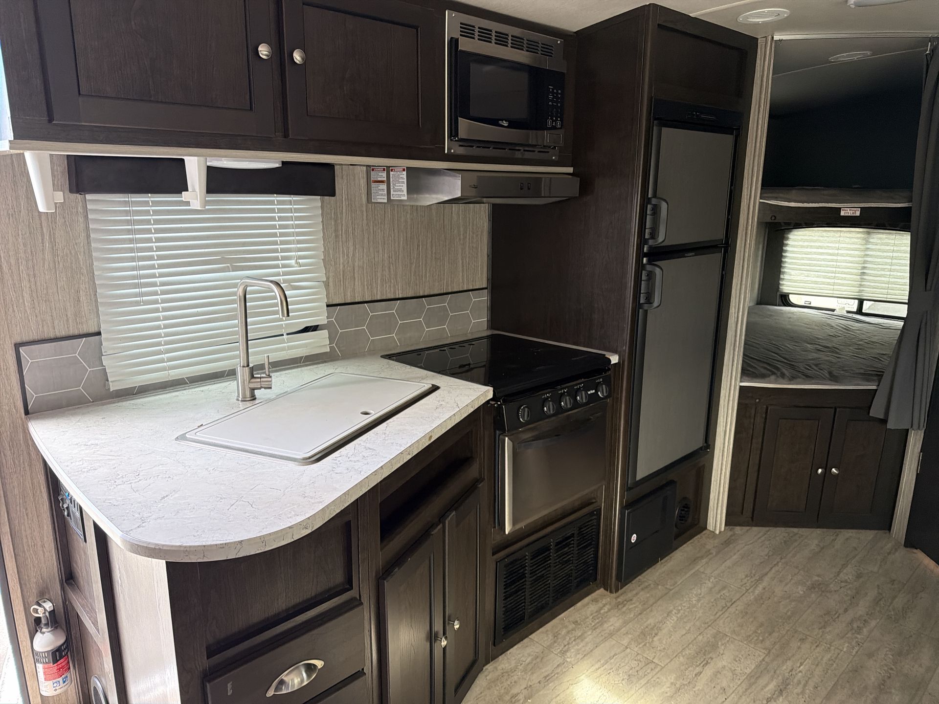 2019 Cruiser RV Shadow Cruiser SC240BHS - Image 15