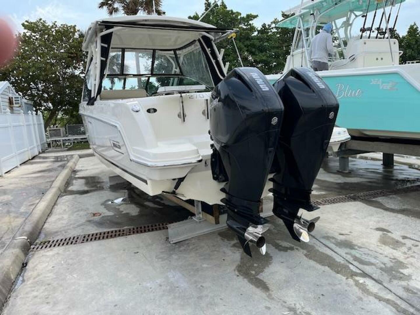 2018 Boston Whaler 270 Vantage - Image 40