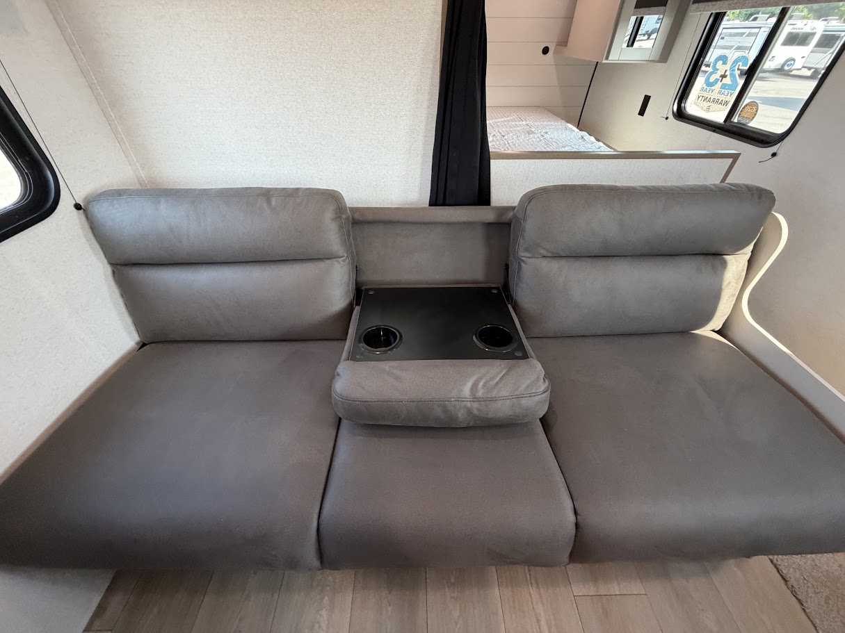 2027 Jayco Jay Flight SLX 260BH - Image 14
