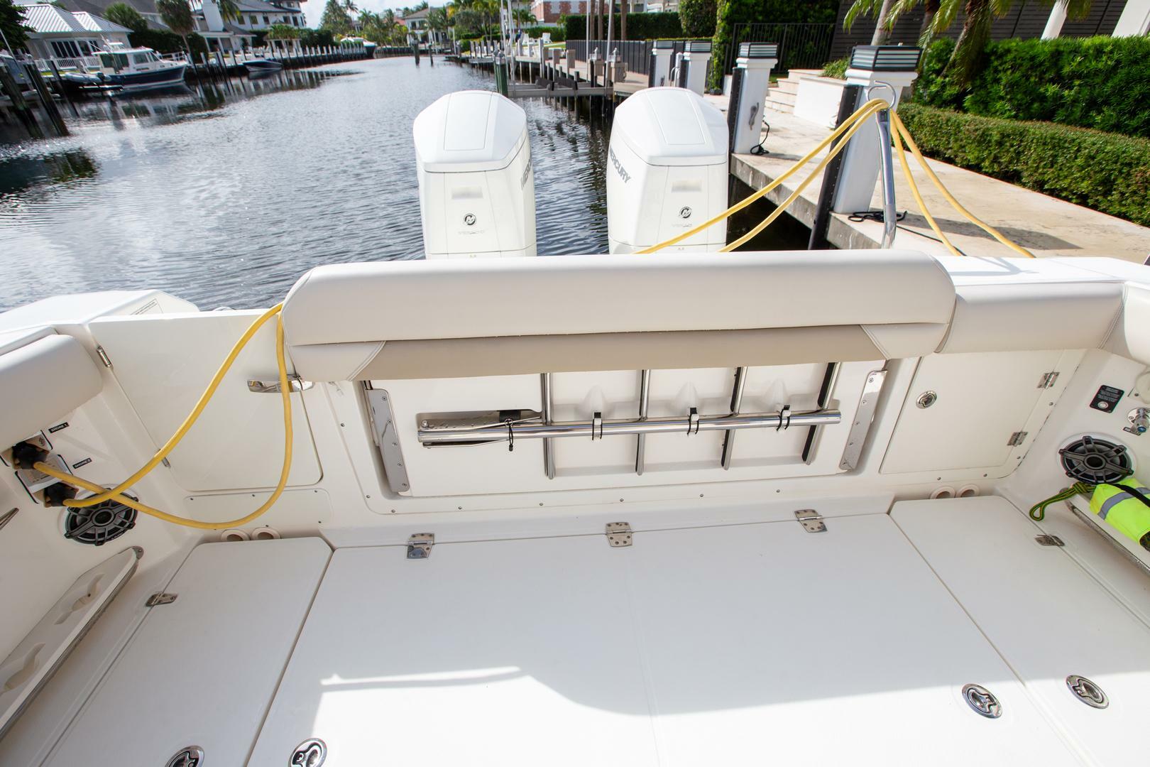 2023 Boston Whaler 380 Outrage - Image 2