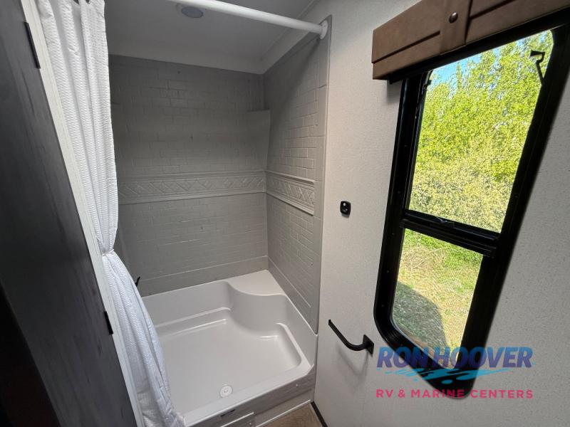 2026 PALOMINO 39DBT - Image 11