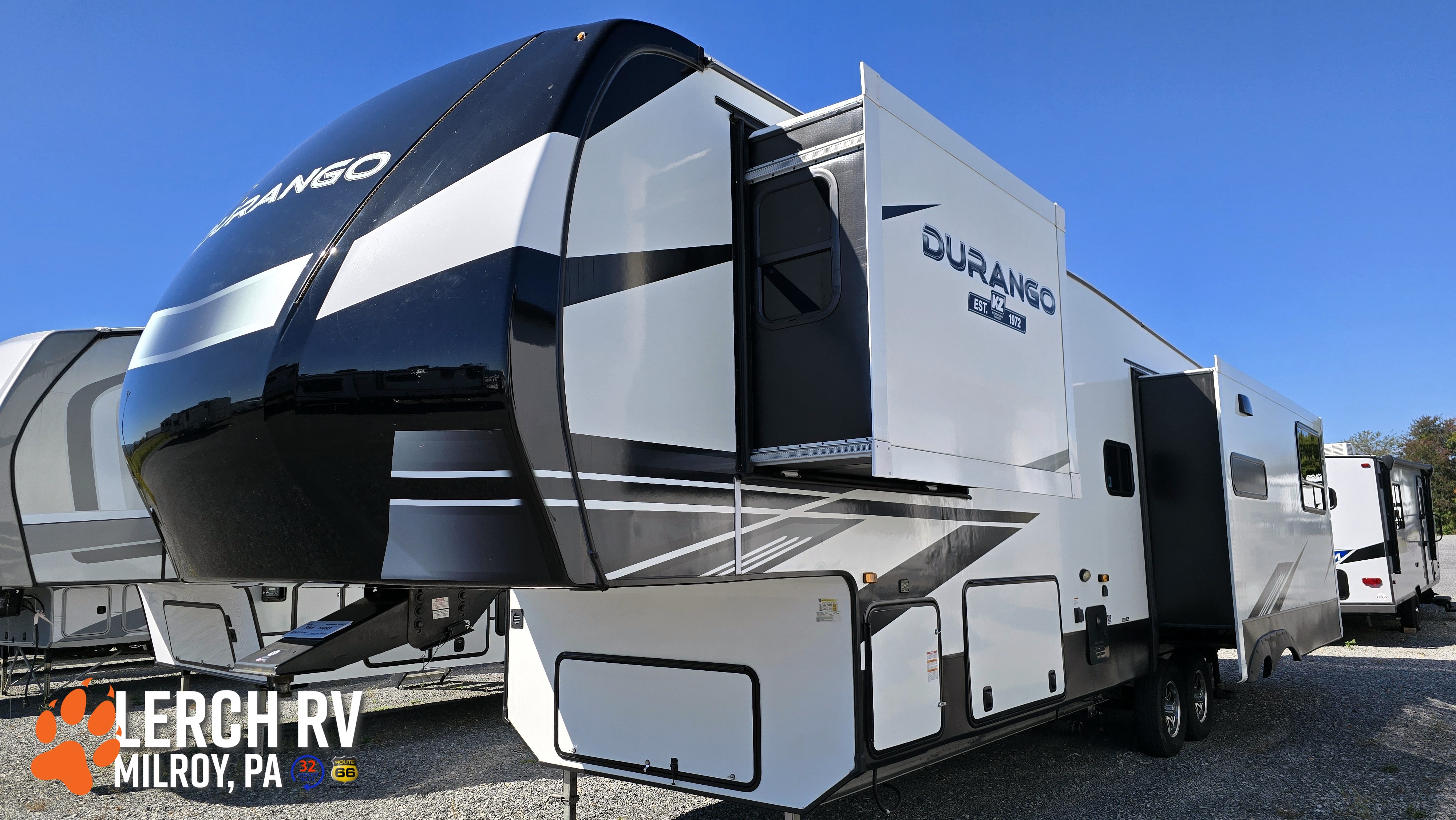 2021 KZ RV Durango D326RLT - Image 3