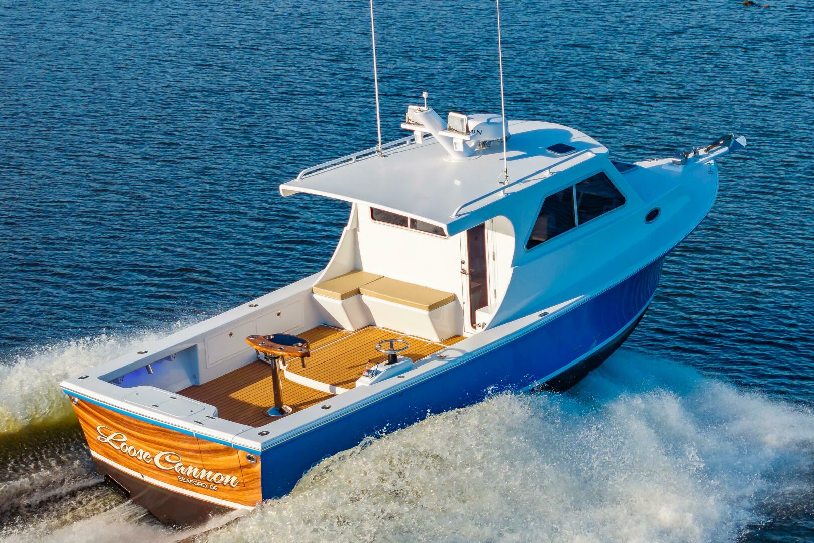 2024 Custom Chesapeake Bay Built Custom 33' - Image 7