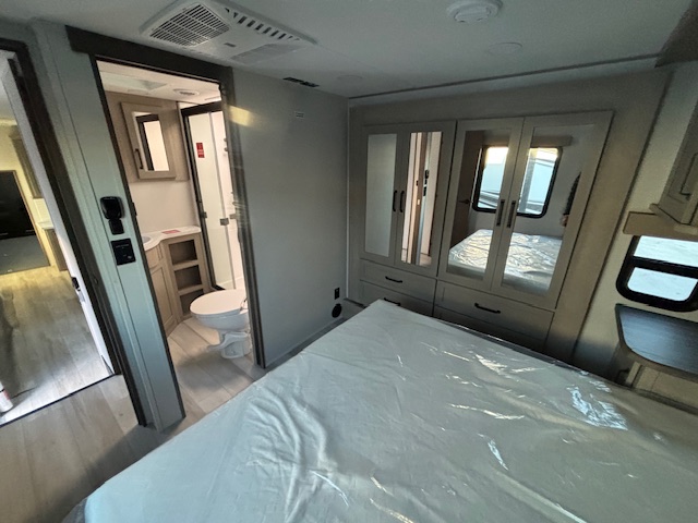 2026 Grand Design Momentum G-Class 415G - Image 39