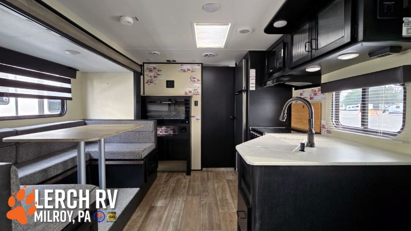 2022 Forest River Cherokee Grey Wolf 23MK - Image 8